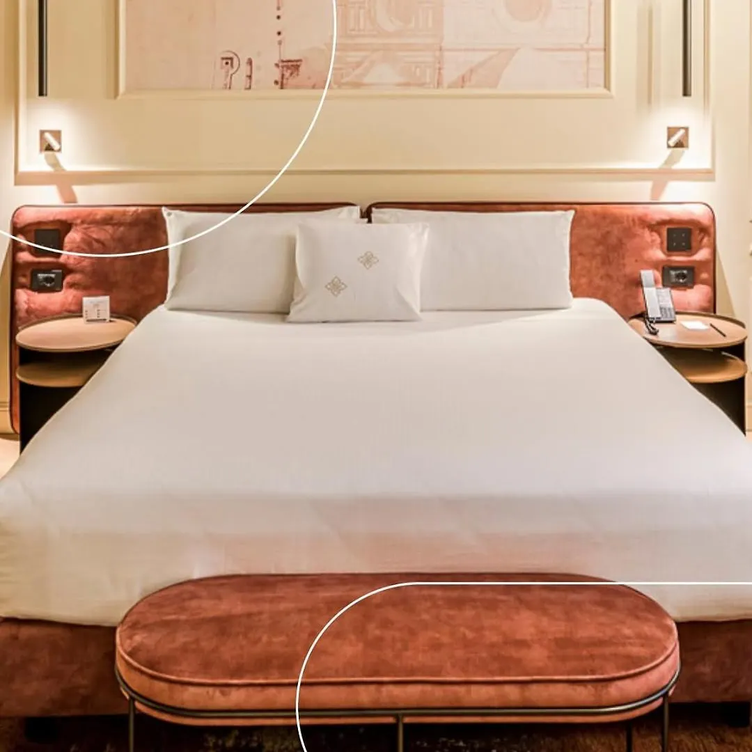 The Heaven Wood Hotel Near Delhi Airport New Delhi