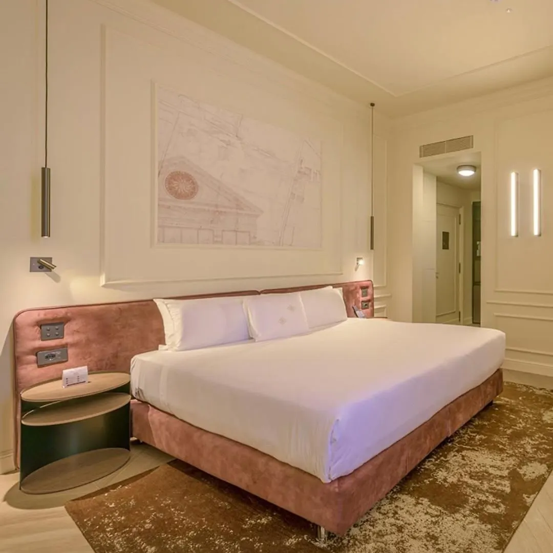The Heaven Wood Hotel Near Delhi Airport New Delhi