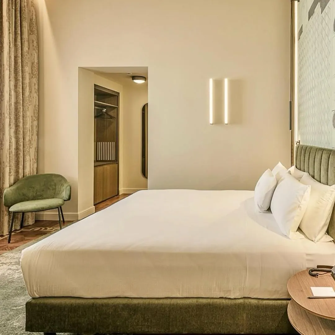 The Heaven Wood Hotel Near Delhi Airport New Delhi 4*,