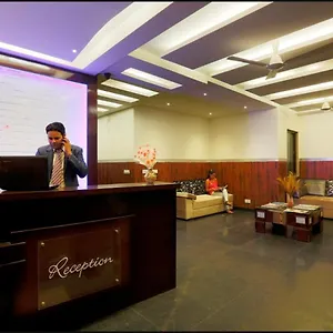4* Hotel Anand International