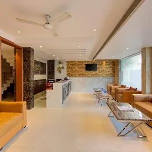 4* Hotel Salt And Rove Aiport